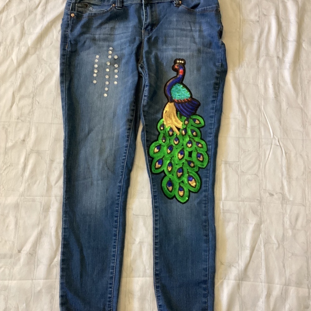 EMBELLISHMENT JEANS ( Size:13) ( Sea Blue/Medium Blue) (PREOWNED) RARE FIND